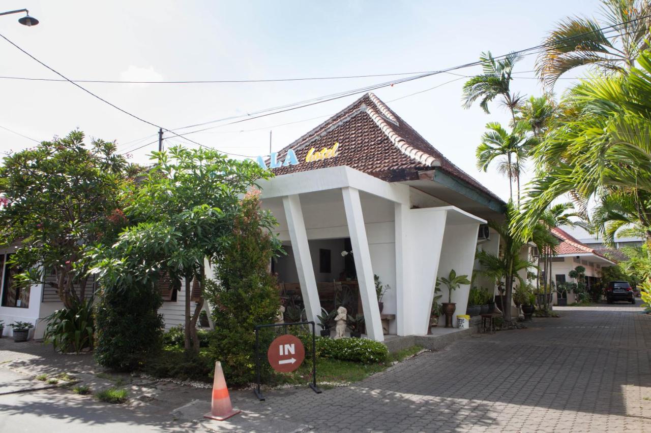 Reddoorz Plus Near Mall Roxy Banyuwangi Баньювангі Екстер'єр фото