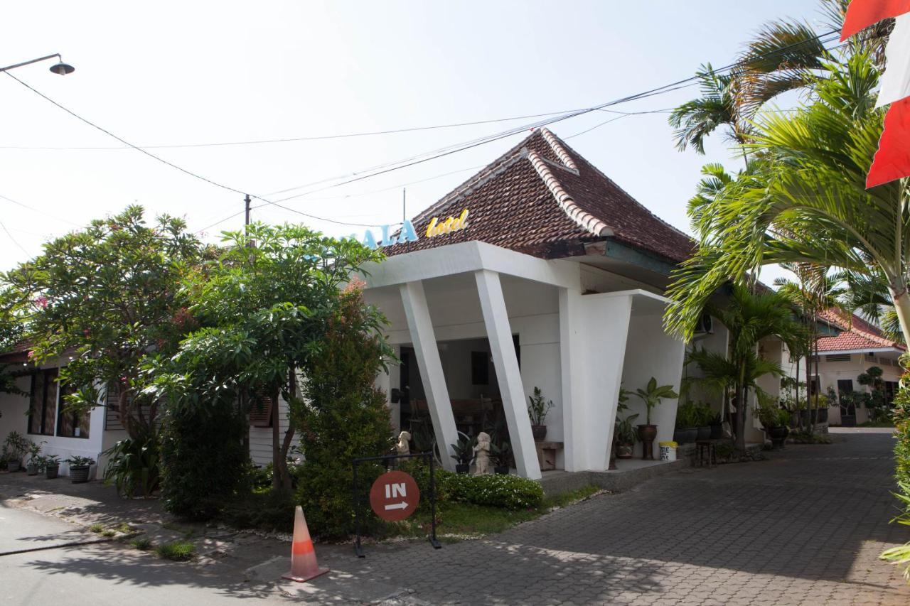 Reddoorz Plus Near Mall Roxy Banyuwangi Баньювангі Екстер'єр фото